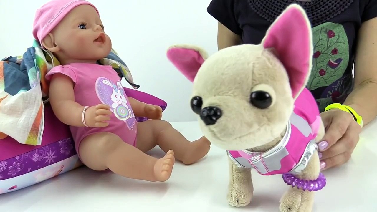 Видео для девочек КАК МАМА. Яблоко для куклы Baby Born.