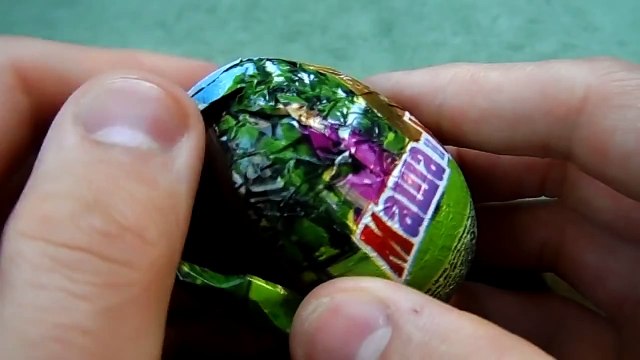 Unboxing Kinder Surprise cartoon Masha and the Bear toy car yellow 14 october 2014 year