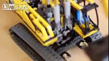 LEGO TECHNIC 8043 Motorized Excavator in Action