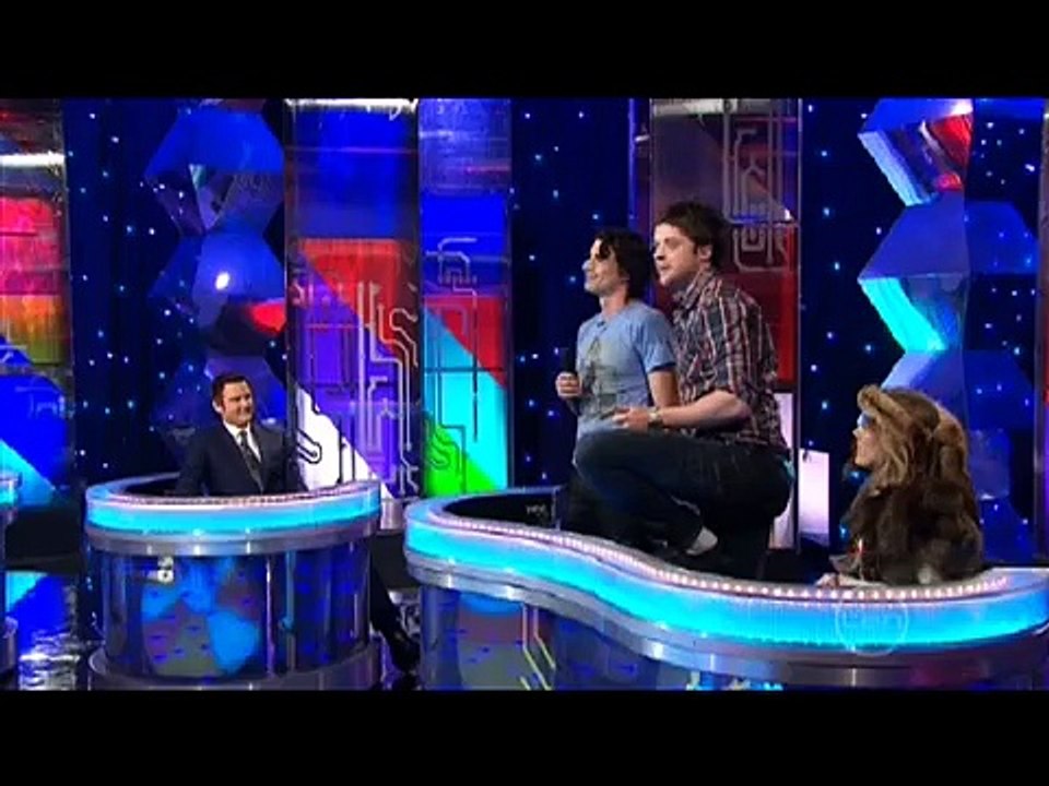 GNW - Hamish and Andy sing a love song to each other