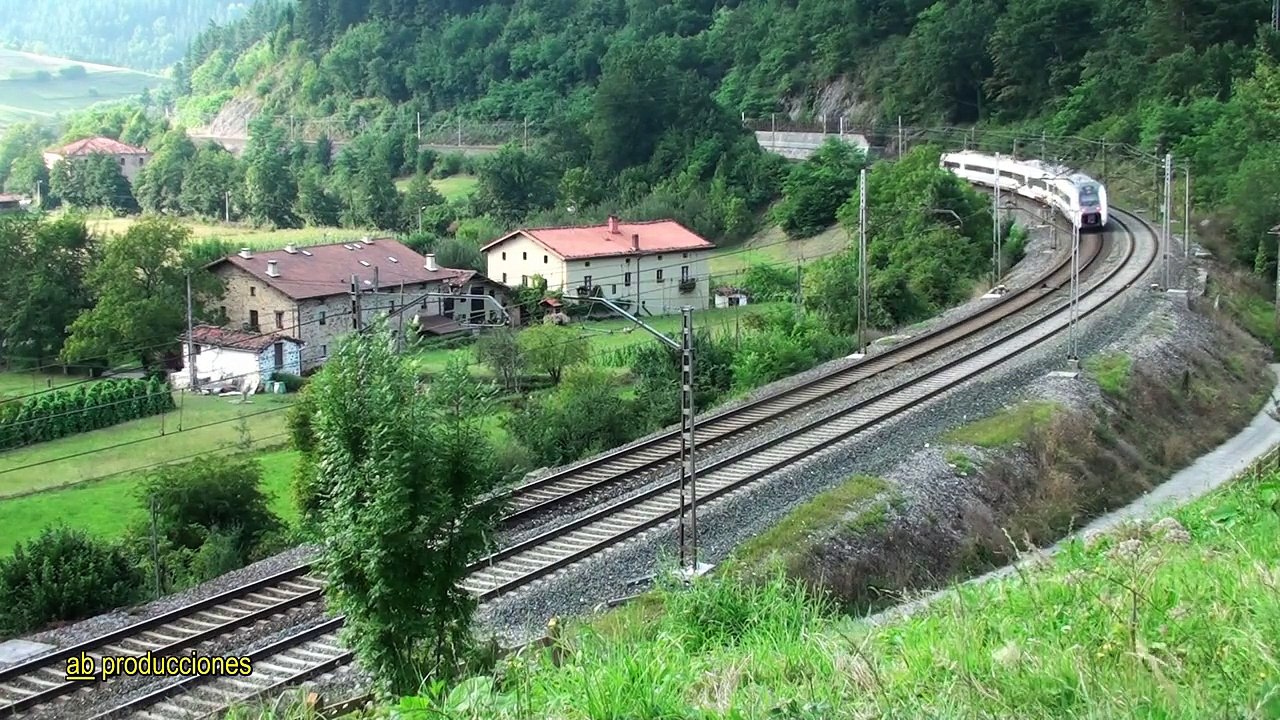 TRAINSPOTTING (VOL. 165). TRENES RENFE. Música: A Million Ways To Die In The West Soundtrack.