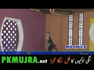 Saima Khan black bra hot mujra new