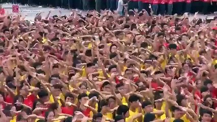 12 000 người xếp hình khối bản đồ Việt Nam, cờ Tổ quốc   VnExpress