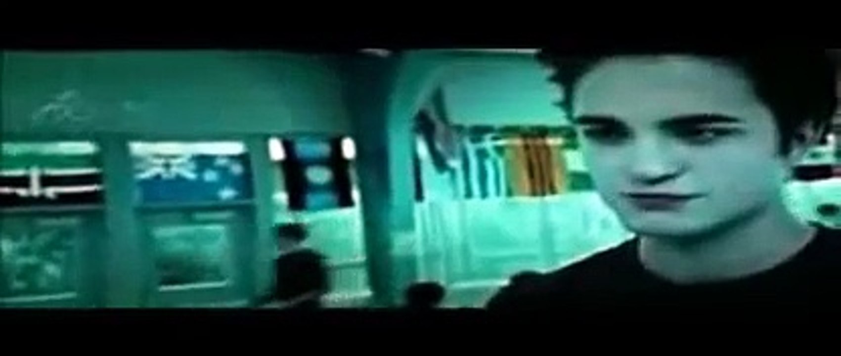 No es otra tonta parodia de Crepusculo (Bueno si XD))