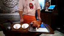 2014/10/23 Cutting Peking Duck, Lao Beijing Qianmen Kaoya (老北京前門烤鴨店) , Shanghai, China