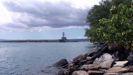 USS O'Kane (DDG-77) Leaving Pearl Harbor - Hawaii