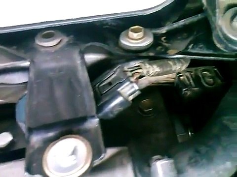 Слушаем обнаруженный стук в работе двигателя 2AZ-FE