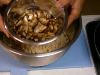 あけみママ簡単レシピ　切り干し大根のおやき