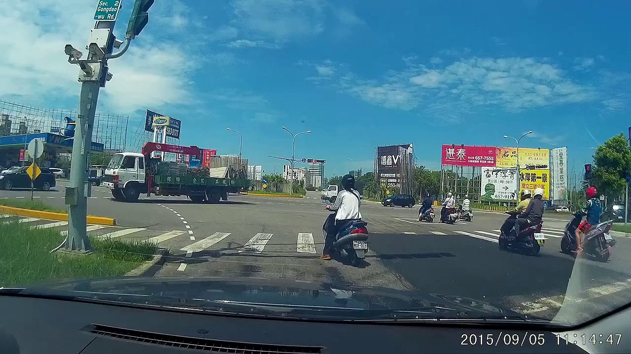 2015/09/05 新竹市 慈雲路公道五路口車禍