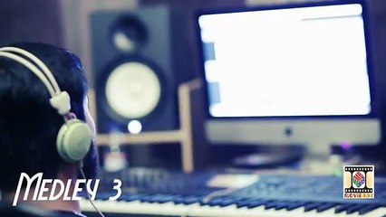 ROMANTIC MEDLEY 3 - OFFICIAL VIDEO - SARMAD QADEER & NASEEBO LAL - Playit.pk