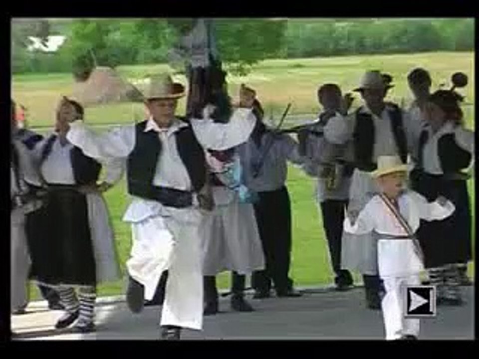 Romanian Folk Dance - Borod Village