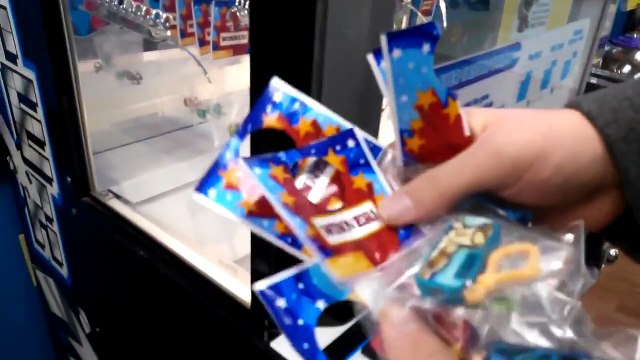 All the minor prizes at STACKER and a Major Prize WIN! - Arcade Prize Game