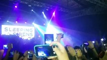 Sleeping With Sirens live Mexico  - Roger Rabbit