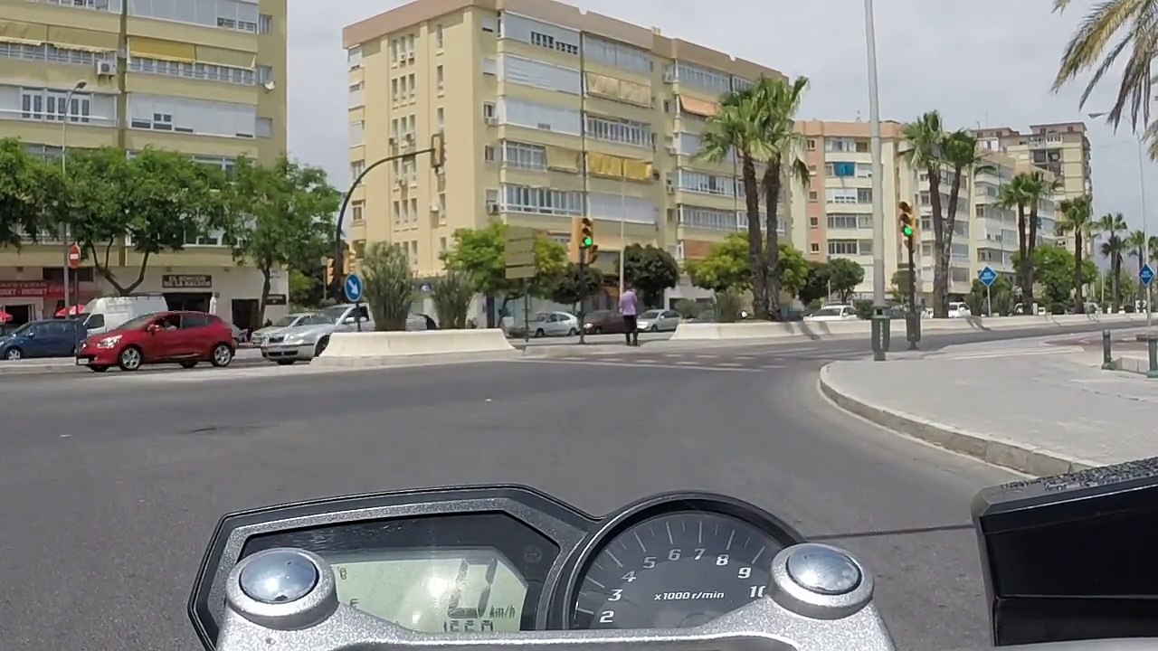 YAMAHA FZ1  GOPRO SILVER+  DINOYET USB,3 BMC AIR FILTER-LEOVINCE GP-STYLE EXAUST