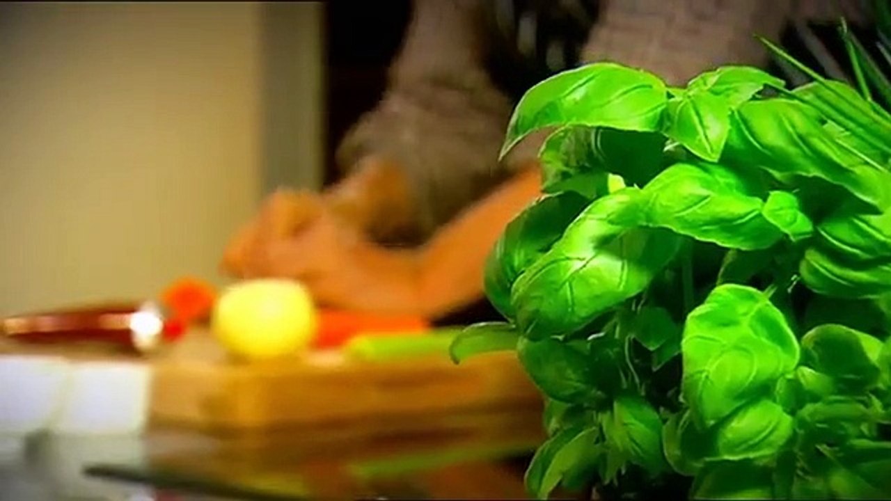 Spaghetti with Bolognese Sauce Recipe Marco Pierre White video