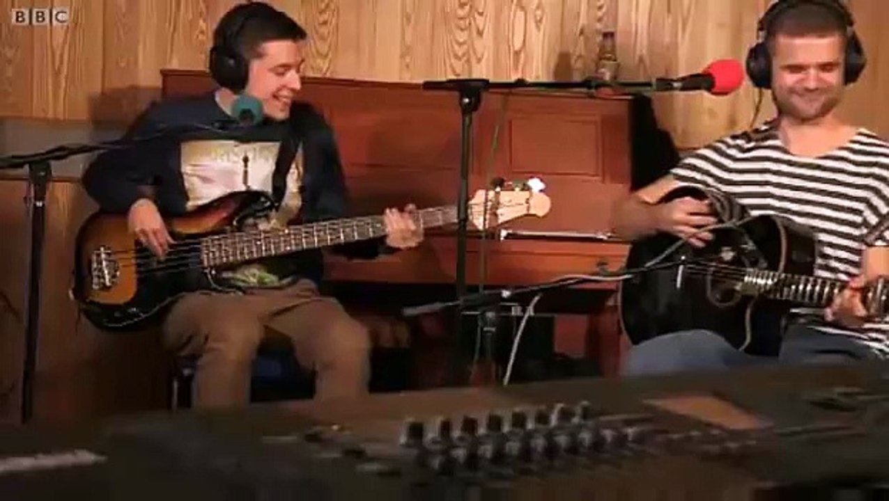 Jessie J - Domino (Radio 1 Live Lounge, 2012)