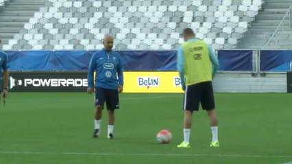Foot - Amicaux - Bleus : Qui avec Benzema ?