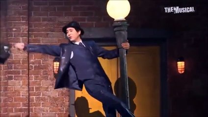 Kyuhyun 'Singing In The Rain' musical