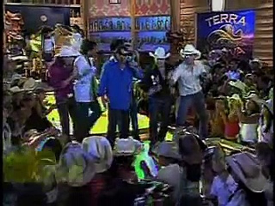 Mayck e Lyan - Viva e Vida e Dê Amor Para Quem Te Ama