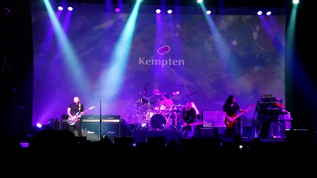 Joe Satriani - Summer Song Closing Night Unstoppable Momentum Tour 2013