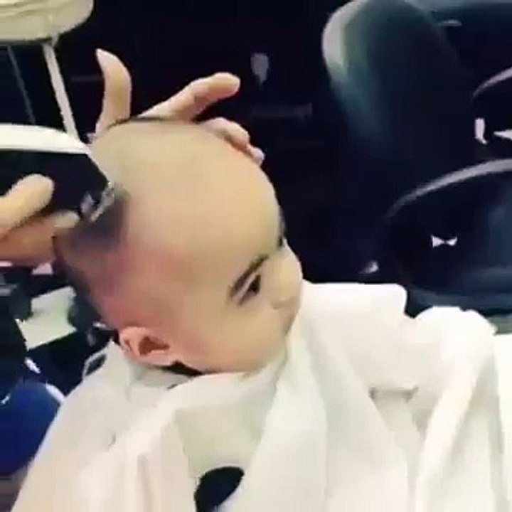 con có cần đáng yêu vậy không?