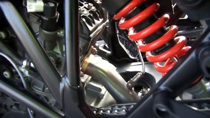 Bosch Motorcycle Stability Control (MSC) in action