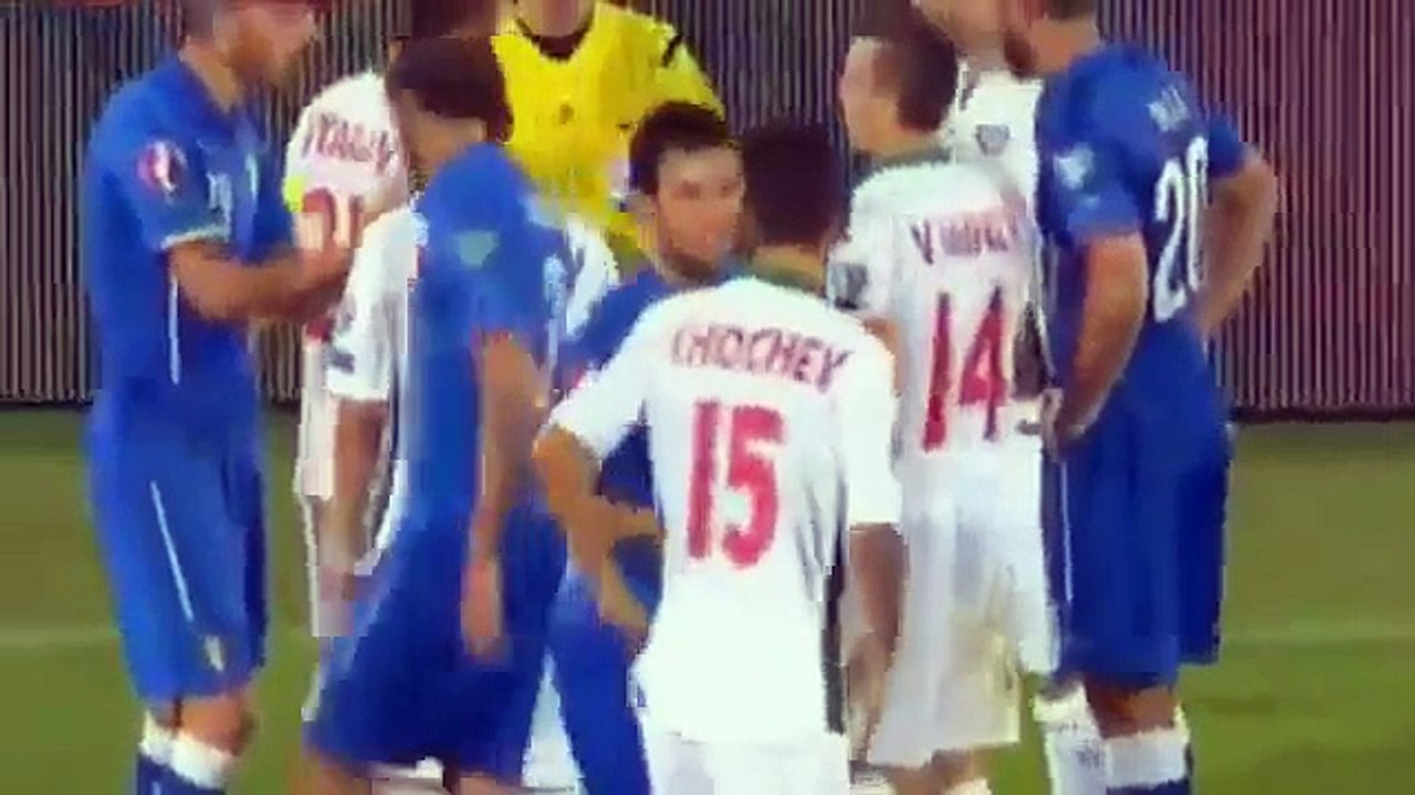 Daniele De Rossi and Micanski Red Card - Italy vs Bulgaria (Qualification EURO 2016)