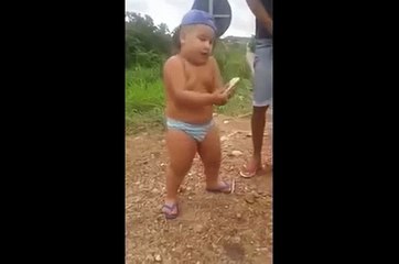 Funny child dance 2015 - Funny Dance Dangdut children- newest funny child dance