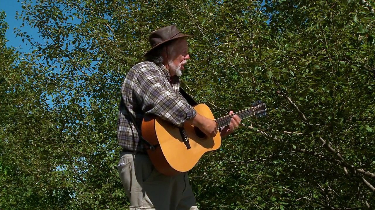 Lee Knight sings "Young Brennan" for PBS documentary "Songs to Keep" - Preview