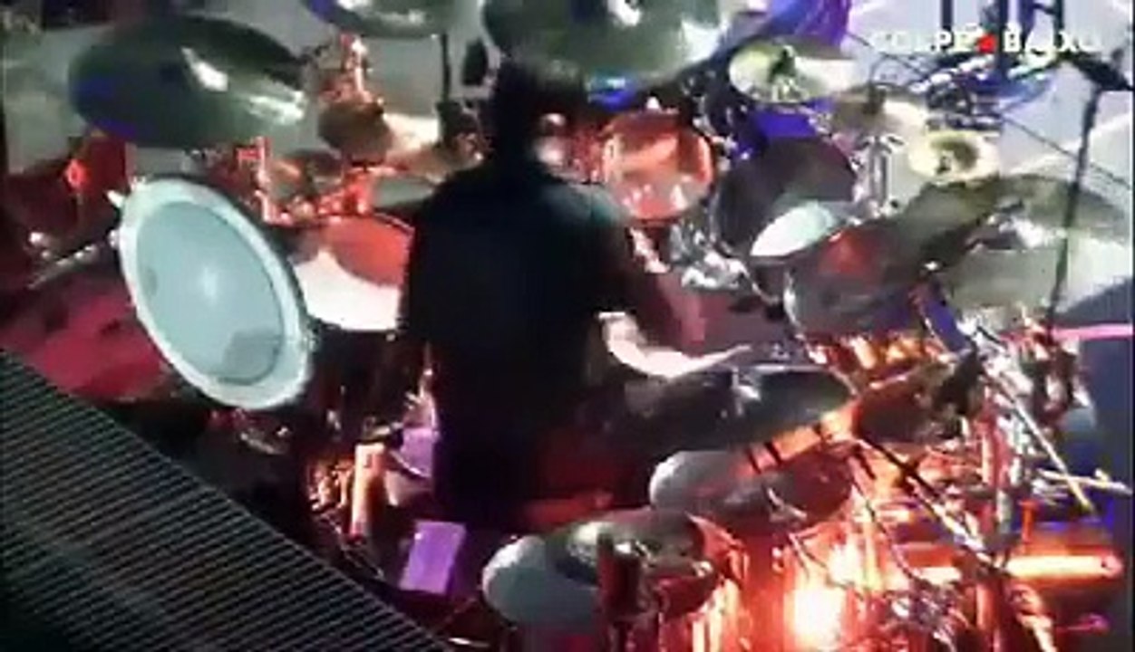 Slipknot - Livin La Vida Loca Mashup Ricky Martin