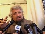 Intervista a Beppe Grillo a Piazza Farnese (Roma, 28.01.09)
