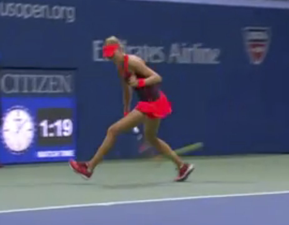 Kristina Mladenovic tweener at US Open against Makarova
