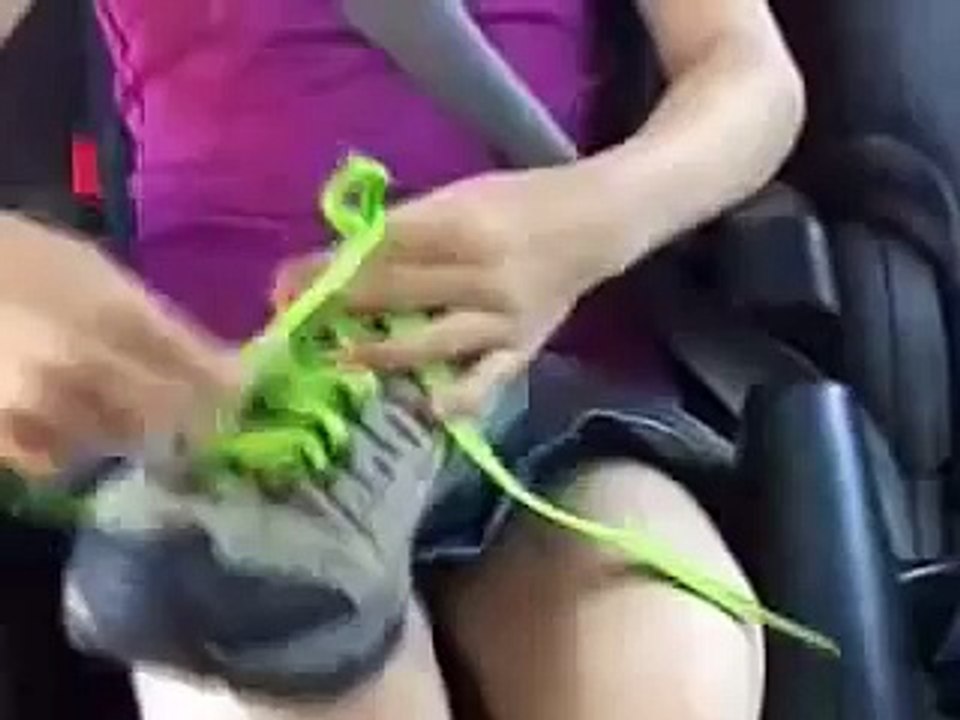 How to Teach Children to Tie Shoes