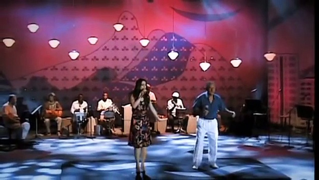 Roberta Sá  & Roberto Silva - Falsa Baiana