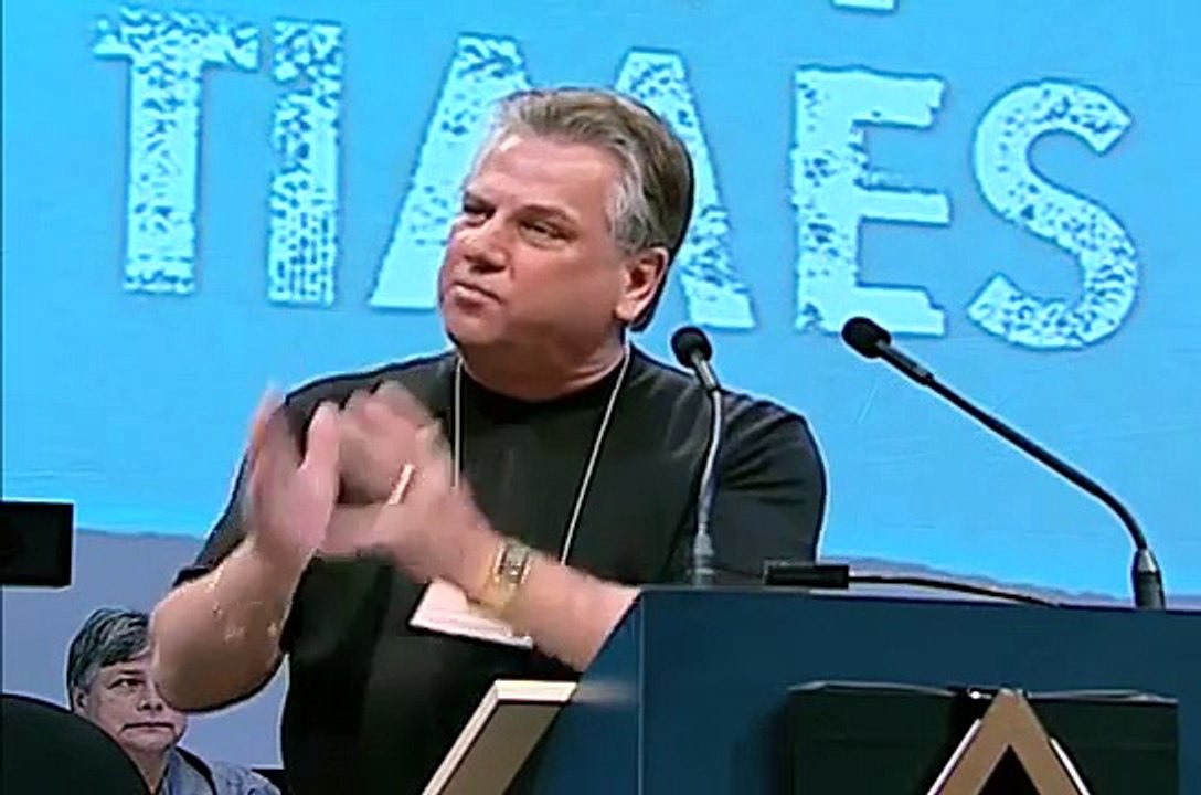 Ken Lewenza speaks at CEP Convention in Québec city