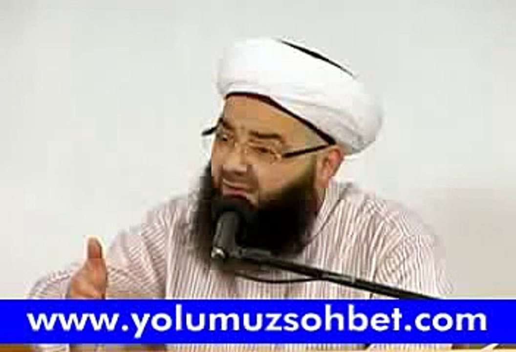 Cübbeli Ahmet Hoca SÜLEYMAN HİLMİ TUNAHAN EFENDİYE BAĞLI OLANLAR TARİKATLİMİDİR