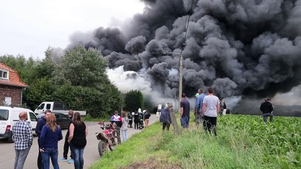 Neuve-Église (B) : une dizaine de blessés dans l’incendie qui a détruit l’usine Clarebout