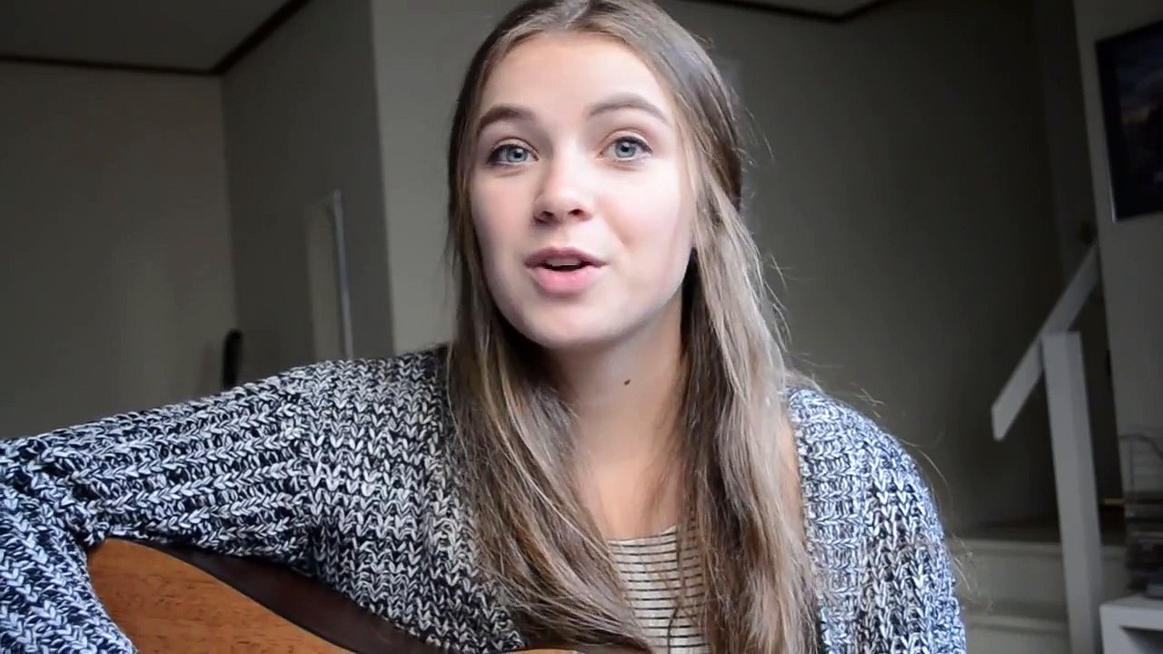 Blank Space | Taylor Swift | Acoustic Cover by Susan H