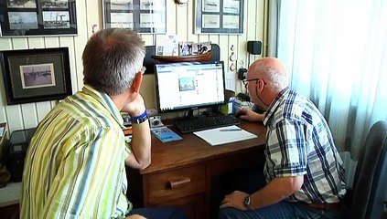 Facebook-pagina oud-Delfzijl is protest en traktatie - RTV Noord