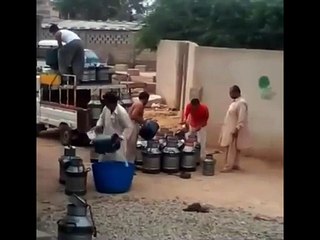 Milk Men Adding Water In Milk - Video Leaked