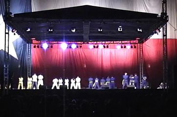 UT VSA Texas Revue 2005 (Main Mall Performance)