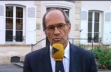 Après sa conférence, Hollande épinglé sur tous les fronts par la droite