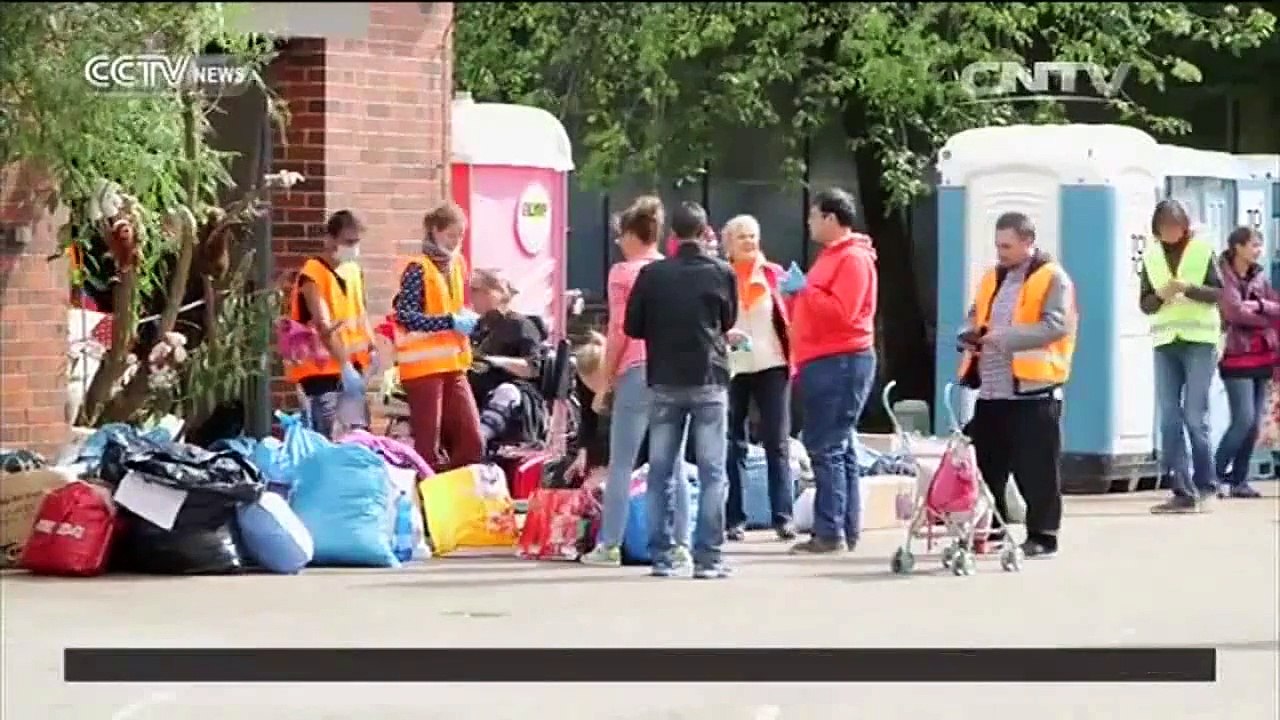 Over 10,000 refugees flood into Germany in just one weekend