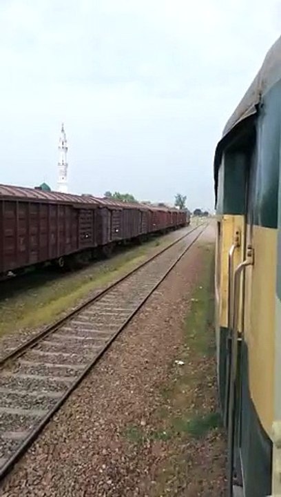 karakoram. train