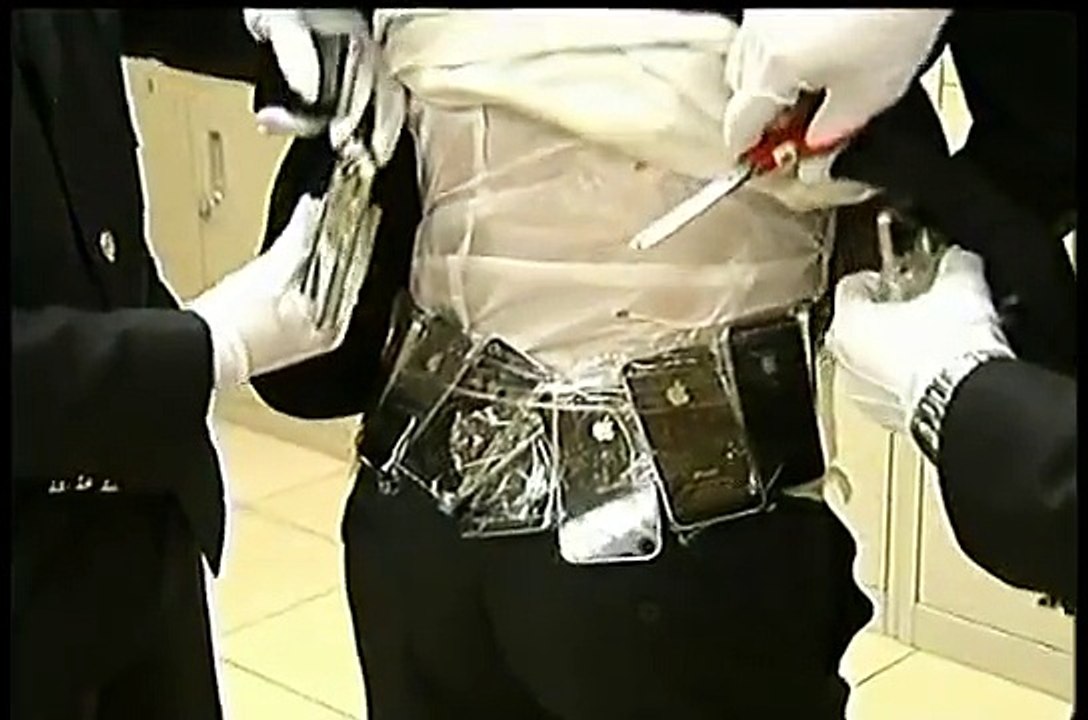 China iPhone Smuggling weird way
