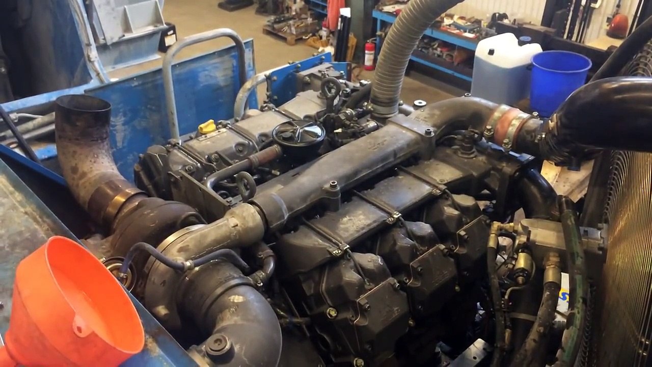 Deutz TCD 2015 V06
