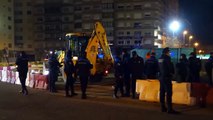 Intervención de la policía local en Vigo: unos 40 efectivos para una pala.