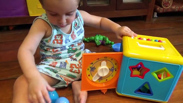 Pocoyo Cubo Surpresa Galinha Pintadinha Peppa Pig Baratinha Brinquedos Toys Juguetes