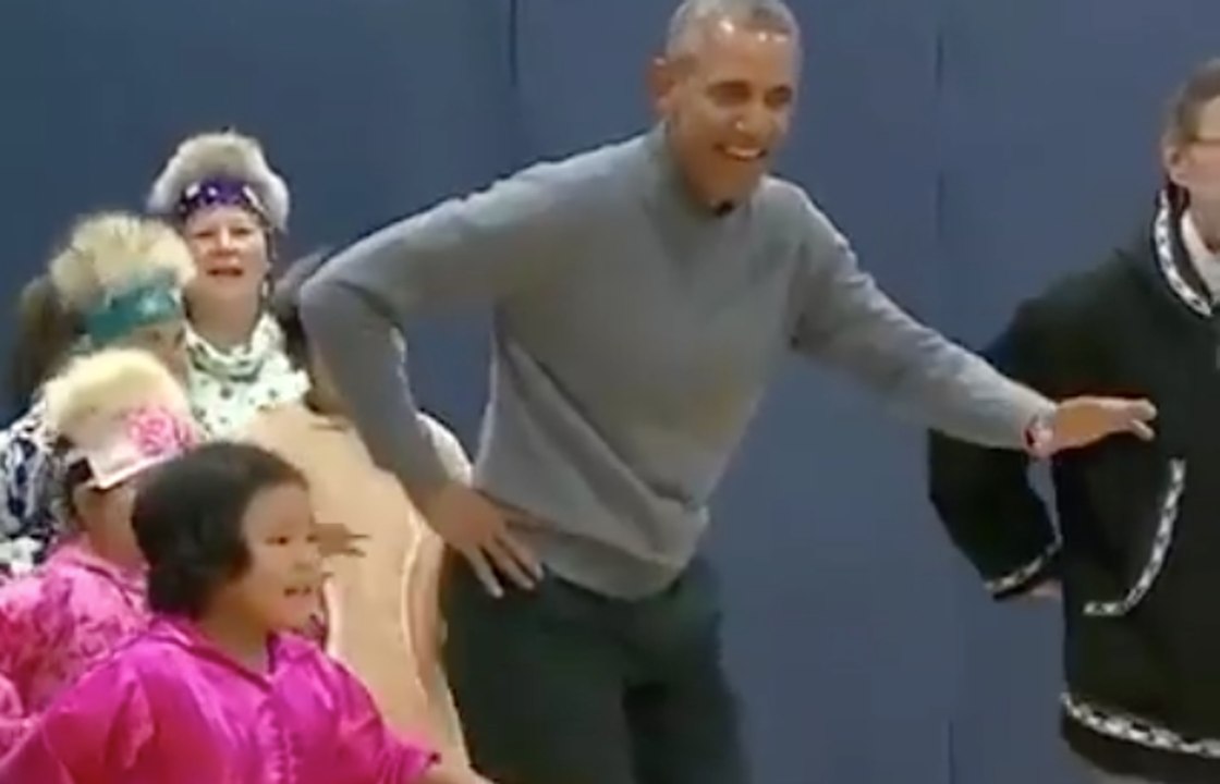 Quand Obama se lâche et danse avec des enfants !
