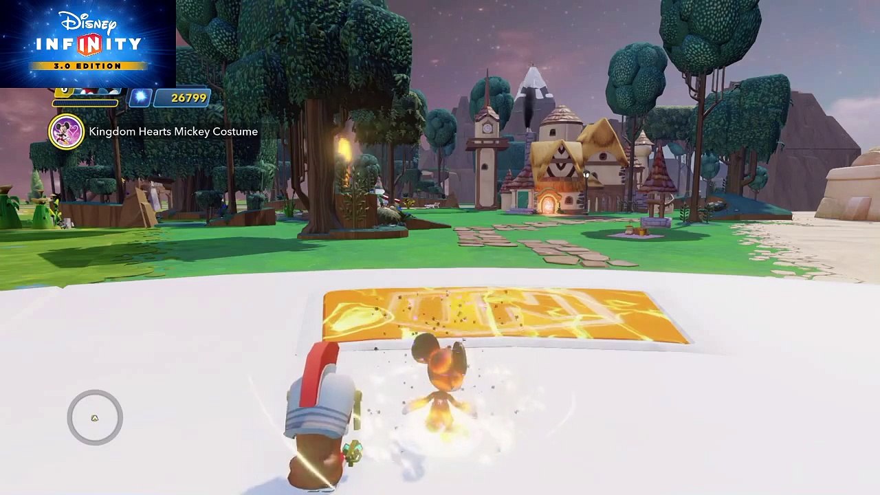 Disney Infinity 3.0 King Mickey Costume from Kingdom Hearts